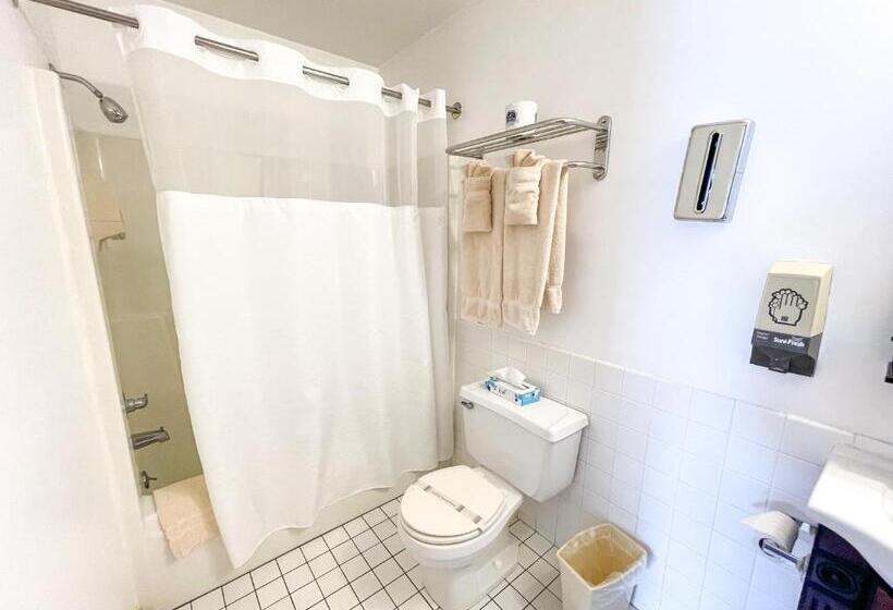 Стандартный Номер Кровать Кинг, Lake Bluff Inn And Suites