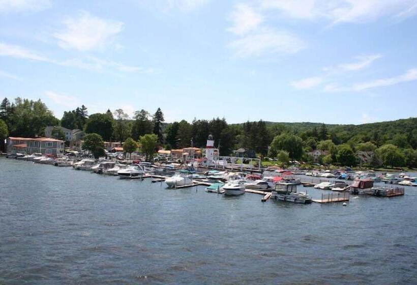 Номер Стандарт, Lake Front
