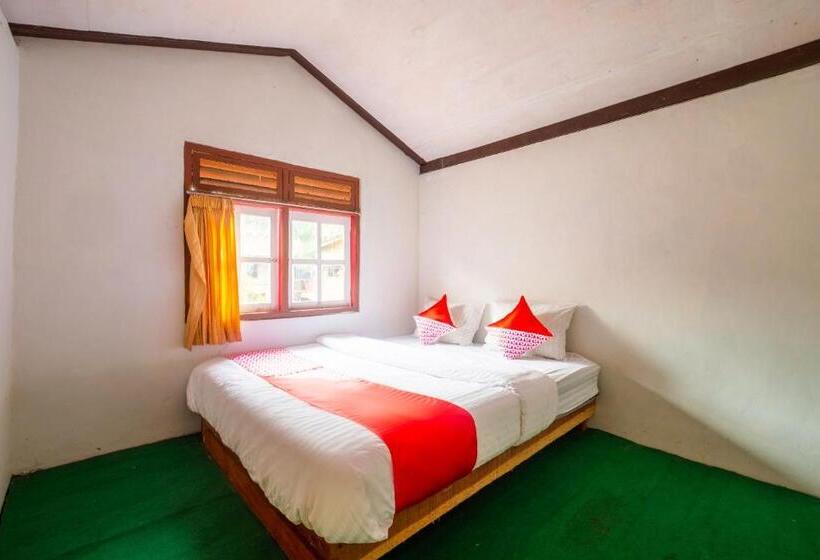 Семейный Номер, Oyo 2278 Cikidang Hunting Resort