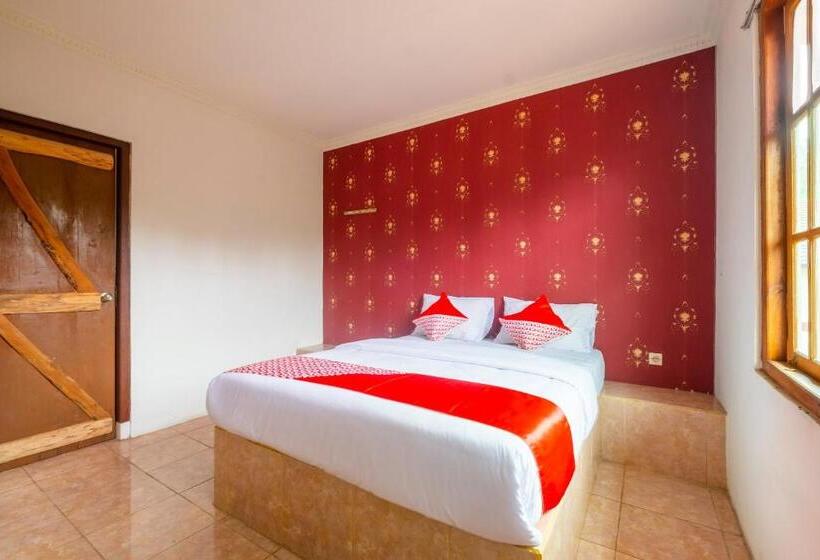 Люкс Повышенной Комфортности, Oyo 2278 Cikidang Hunting Resort