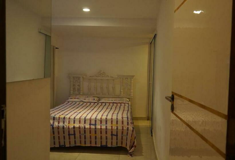 Люкс, The Place Hostel