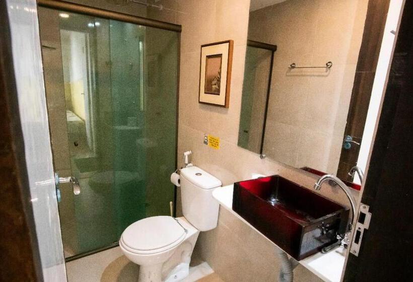 Номер Стандарт Индивидуальный с Балконом, The Place Hostel