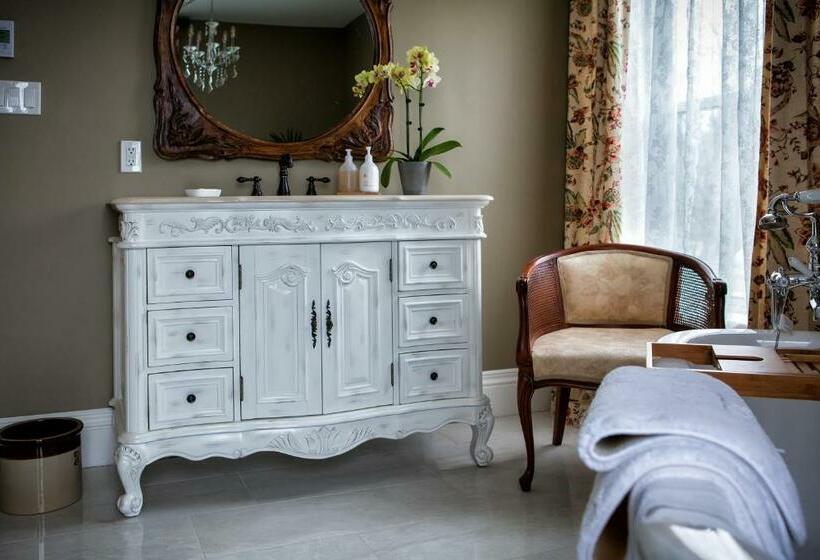 수피리어 스위트, Maplehurst Manor Bed And Breakfast