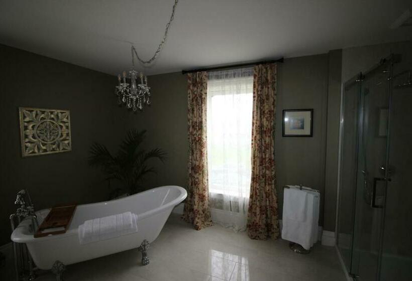 高级套房, Maplehurst Manor Bed And Breakfast