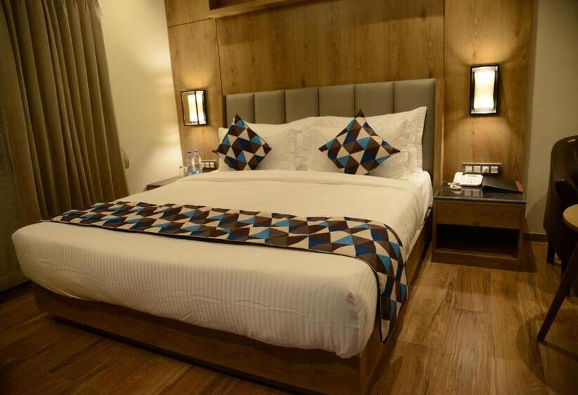 اتاق لوکس, Lords Inn Jamnagar -Motikhavdi