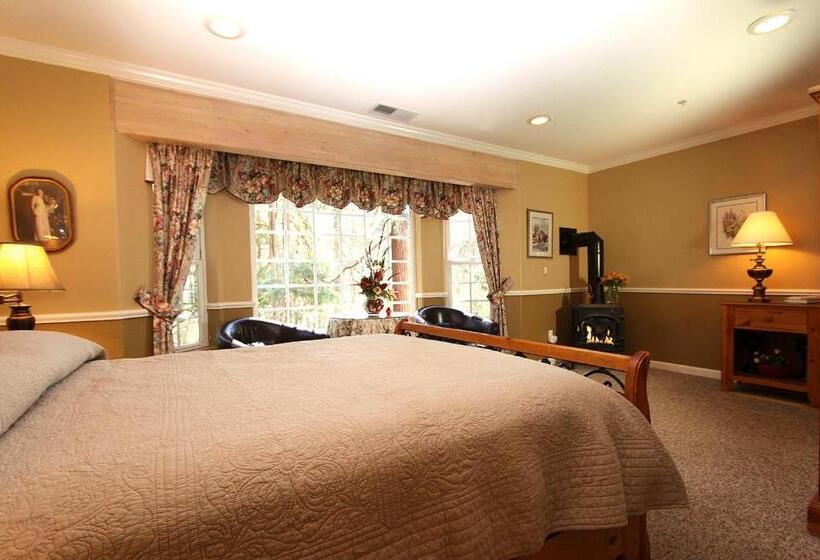 디럭스 룸, Mccaffrey House Bed And Breakfast Inn