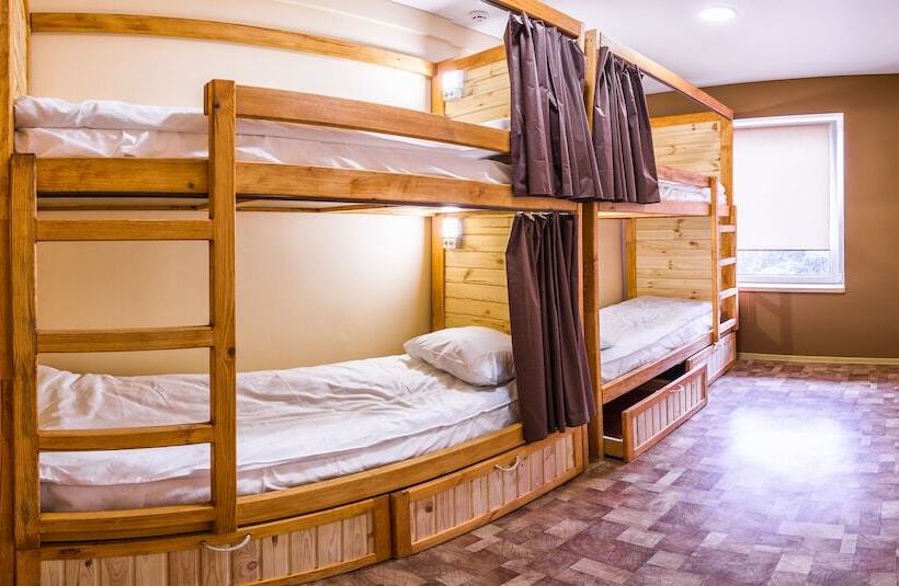 تختخواب در اتاق مشترک, Hostel Tarnopil