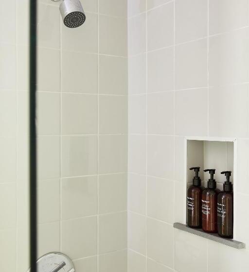 اتاق استاندارد با تخت بزرگ, Bluebird Ocean Point Inn