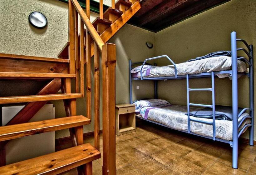 Семейный Номер, Albergue Juvenil De Bustiello