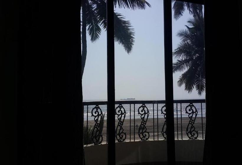 Номер Deluxe, Murud Marina