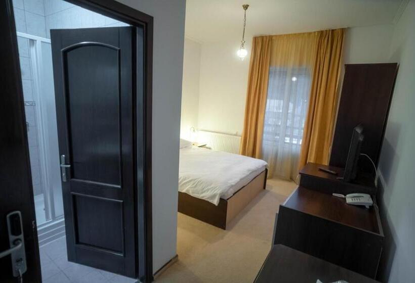 اتاق استاندارد با چشم‌انداز, Chalet 173