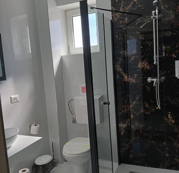 اتاق استاندارد سه نفره, Chalet 173