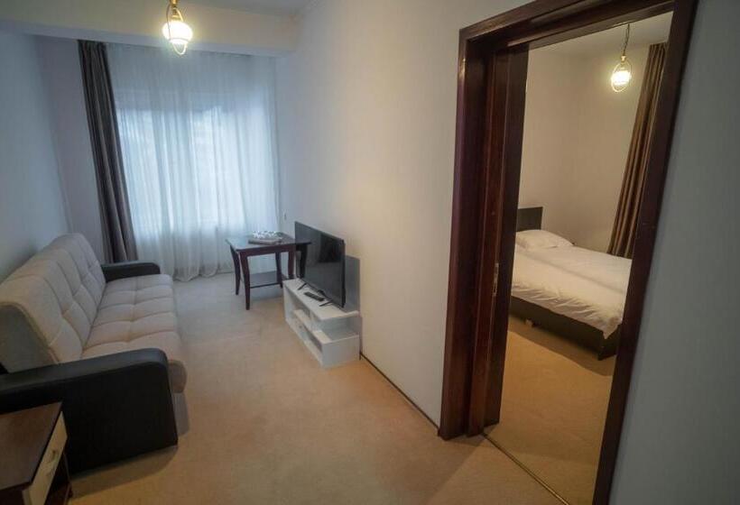 آپارتمان 1 خوابه با چشم‌انداز, Chalet 173
