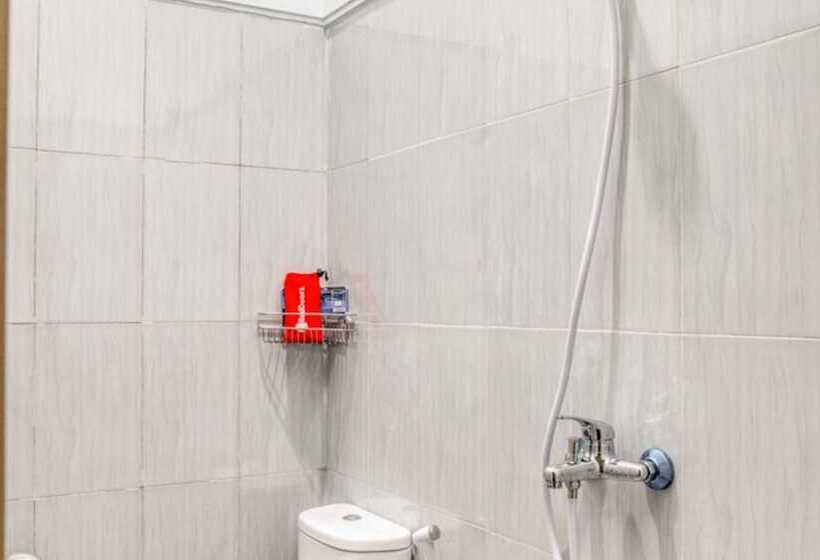 Номер Стандарт, Reddoorz Near Taman Mini Jakarta