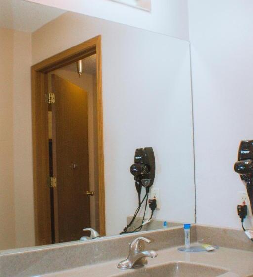 Номер Стандарт Кровать Кинг Адаптированный для Инвалидов, Victorian Inn & Suites York