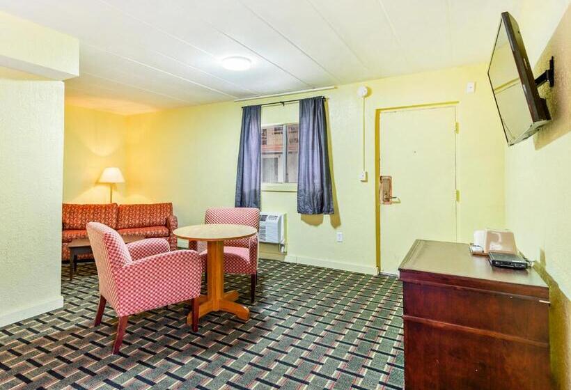Suite, Peoria Il I74