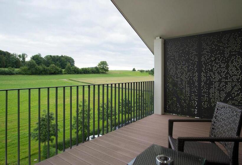 Номер Стандарт с Балконом, Small Luxury Hotel Wellnesshotel Golfpanorama