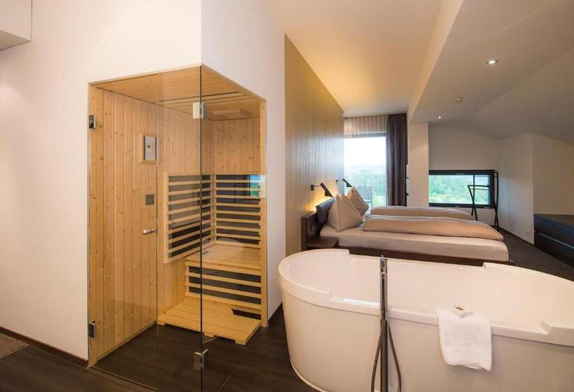 Люкс, Small Luxury Hotel Wellnesshotel Golfpanorama