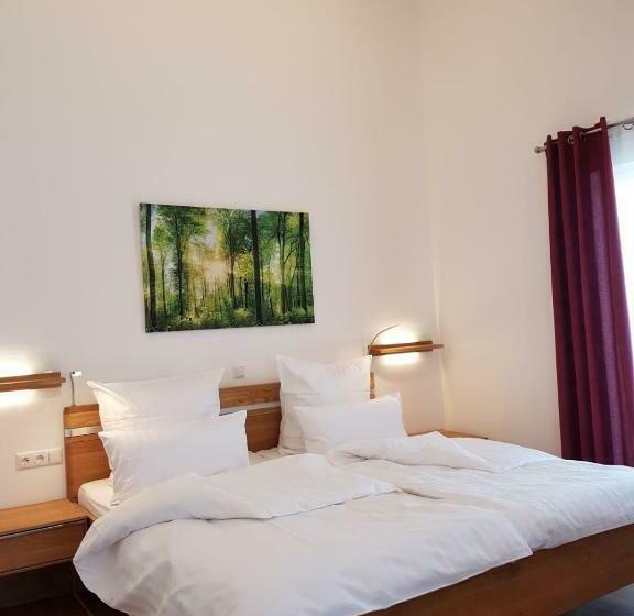 Номер Deluxe Кровать Кинг, Gästehaus Staudenschloss