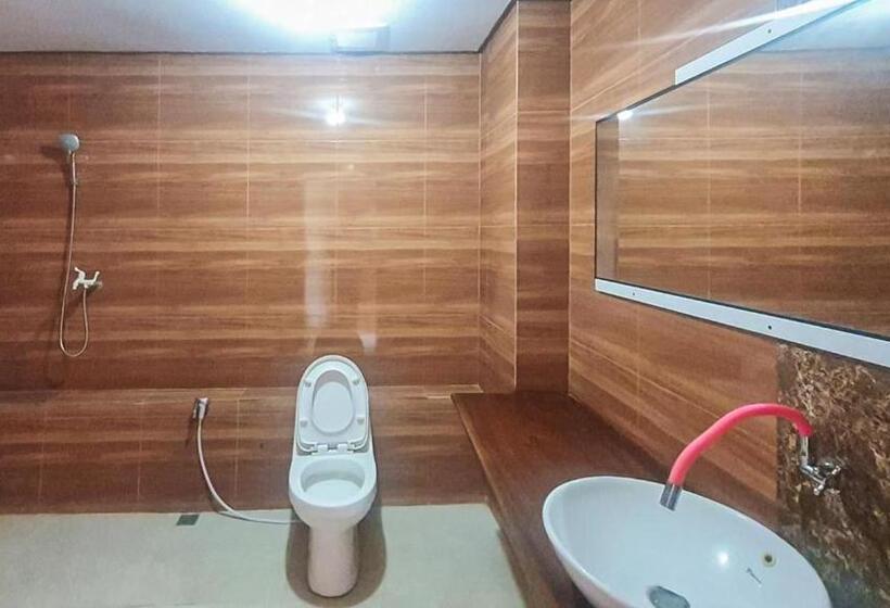 Номер Deluxe, Reddoorz Syariah At Banyu Asem Banyuwangi