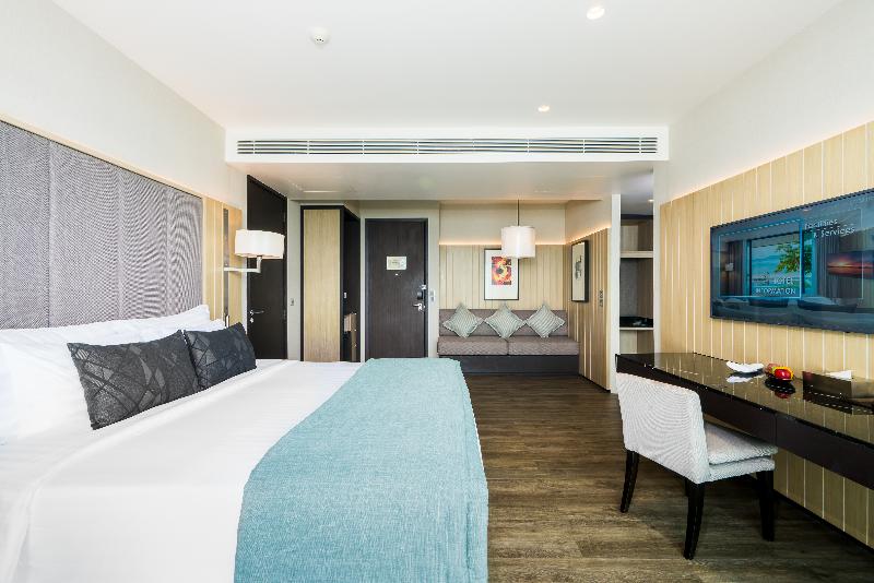 סוויטה, Red Roof Inn Plus + Gainesville