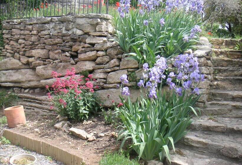 Дом 1 Спальня, Le Jardin D Adam