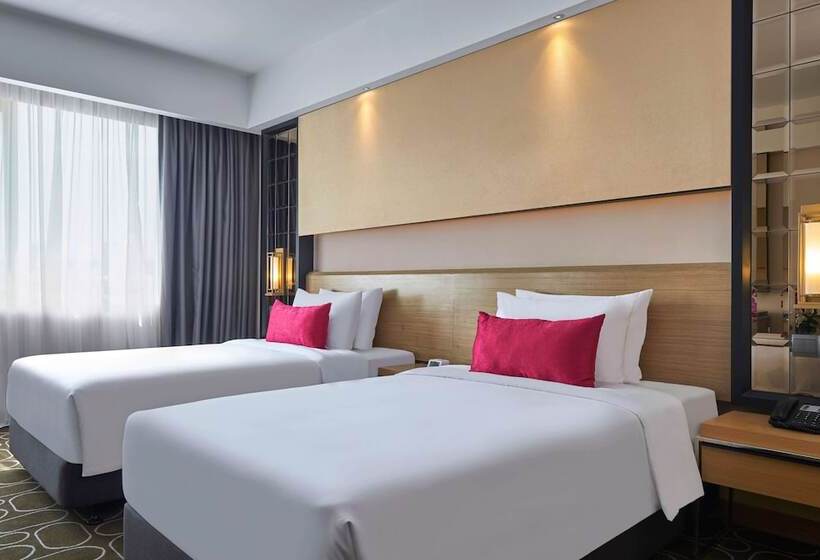 Номер Deluxe, Wyndham Acmar Klang