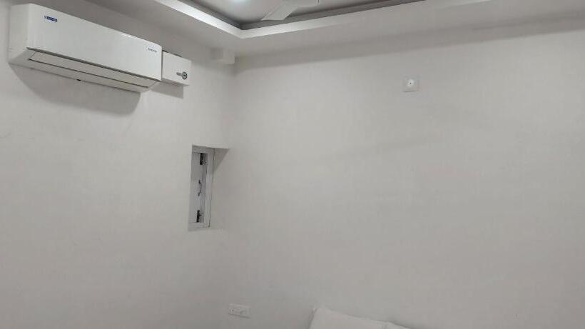 高级单人间, Planet Star Homestay