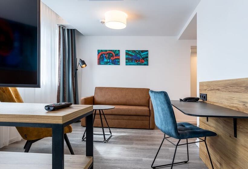 Полулюкс, Trip Inn Hotel & Suites Essen