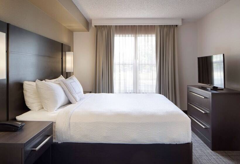 Люкс, Sonesta Es Suites Fresno