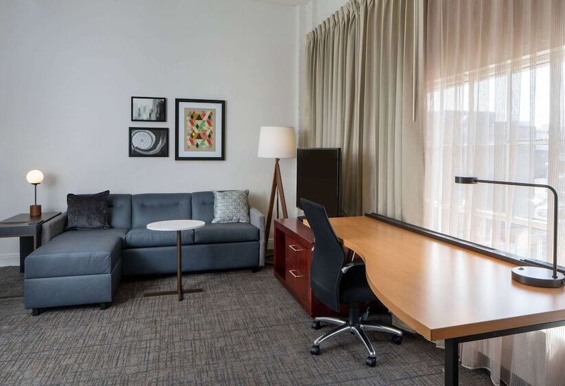 스위트, Sonesta Es Suites New Orleans Convention Center