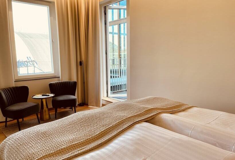 Deluxe Szoba Terasszal, Fritiden Hotell & Kongress