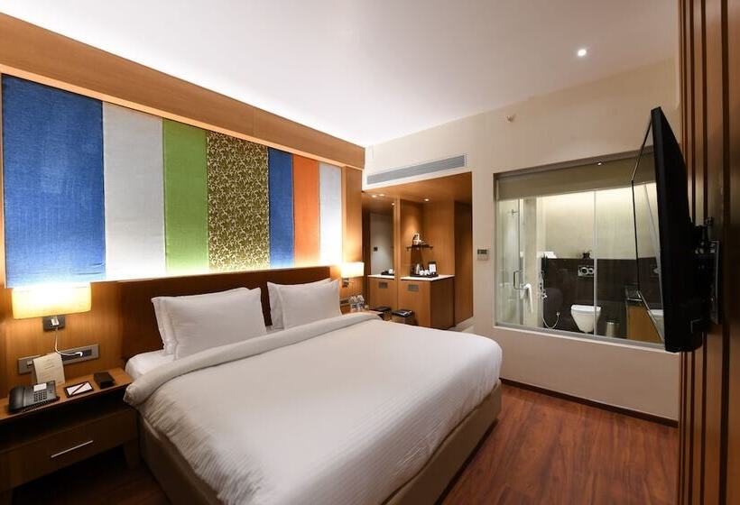 Номер Стандарт, The Fern, Kolhapur