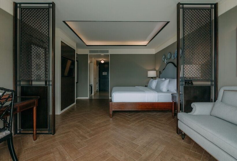 غرفة ديلوكس مطلة على حمام السباحة, Marina Gallery Resort Kacha Kalim Bay   Sha Plus