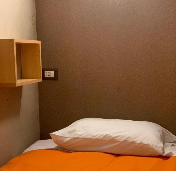 سرير فى غرفة مشتركه, Gaia House Hostel