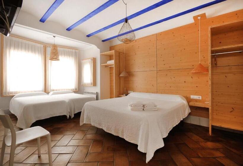Семейный Номер, B&b Sant Pol   Adults Only