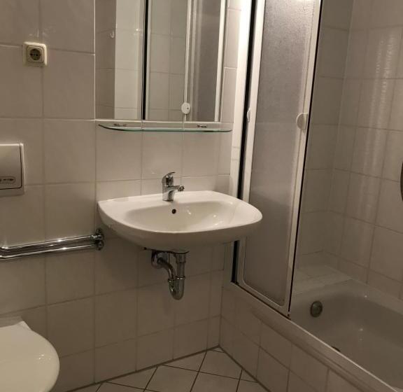 Номер Стандарт, Auersberg Haus