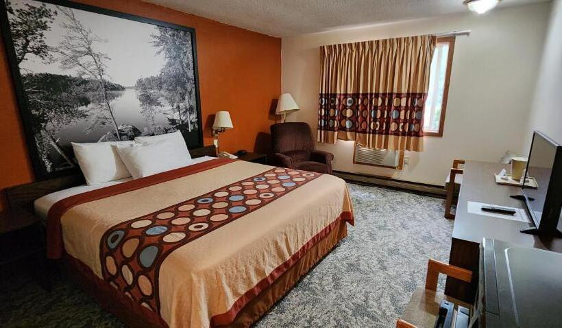 스탠다드 룸 킹사이즈 침대, Iron Mountain Inn & Suites