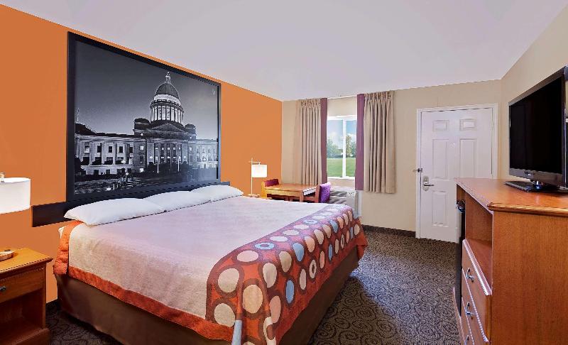 Стандартный Номер Кровать Кинг, Super 8 By Wyndham Siloam Springs