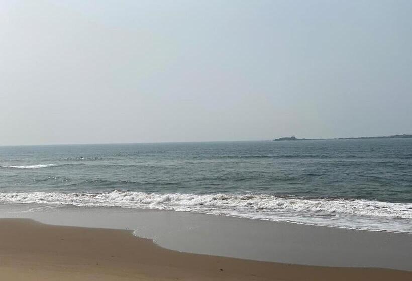 家庭房带园景, Sea Tara Beach Resort Fly In Heaven