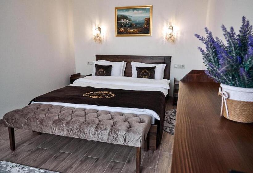 Люкс Вид на Горы, Villa Livorno