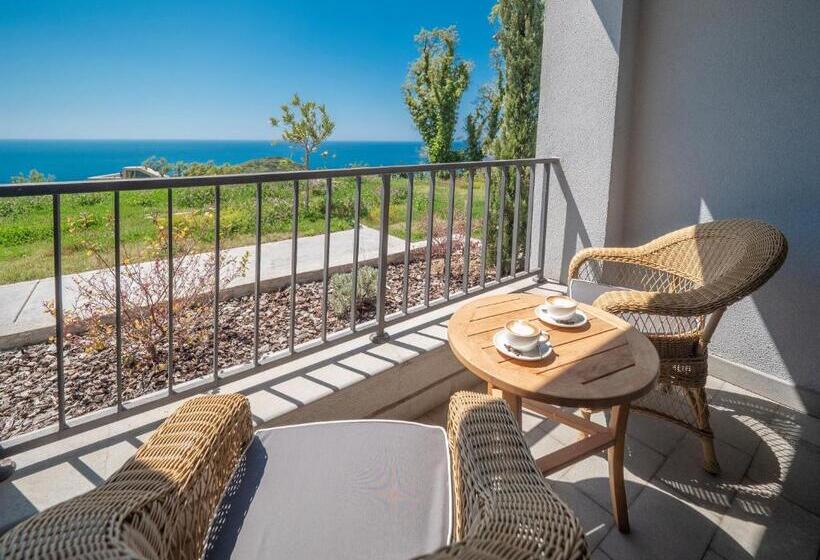 חדר דלוקס, Vivid Blue Serenity Resort