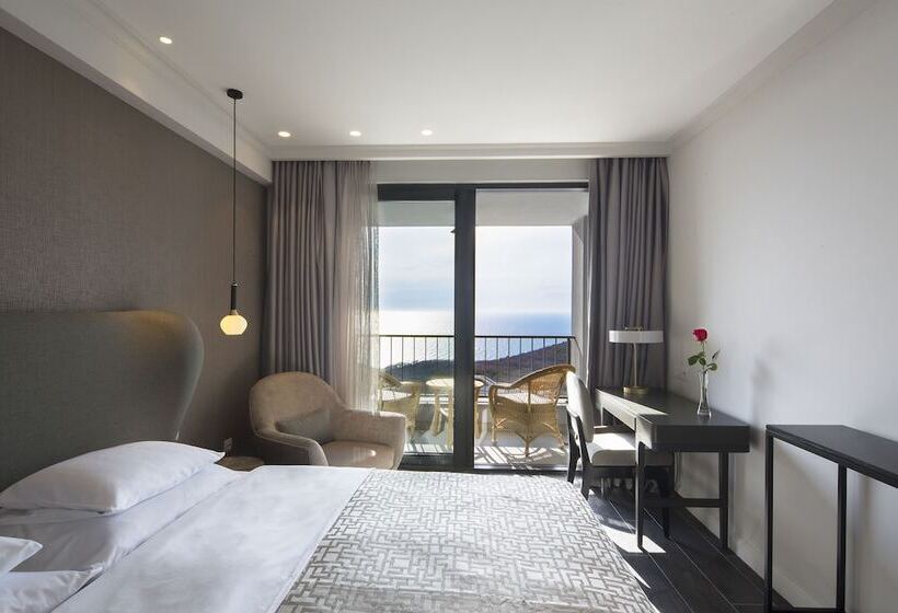 חדר סטנדרט נוף לים עם מרפסת, Vivid Blue Serenity Resort