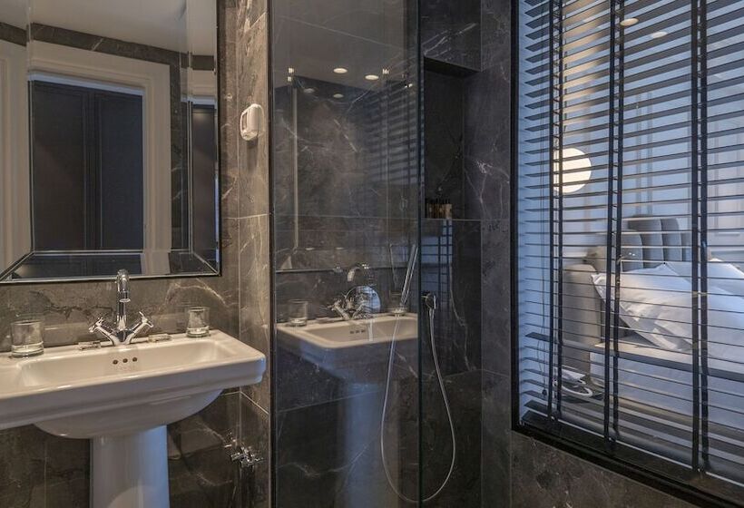 חדר סטנדרט נוף לים עם מרפסת, Vivid Blue Serenity Resort