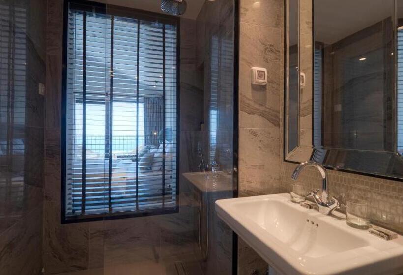 חדר סטנדרט מעבר לחד עם נוף לים, Vivid Blue Serenity Resort