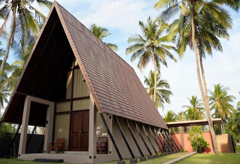 带花园景观和一个卧室的别墅, Soluna Beach Resort