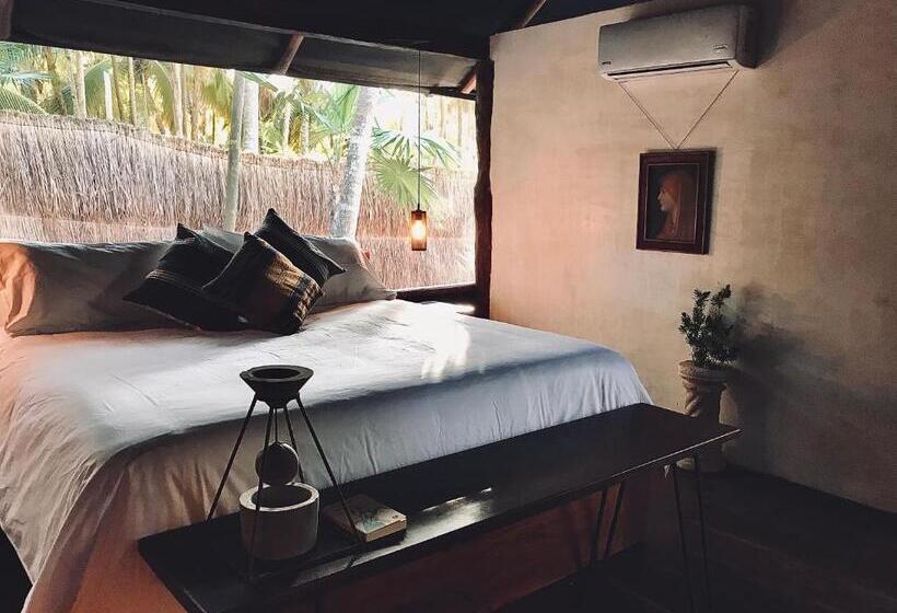 Bungalow Deluxe, Libelula Tulum Beachfront