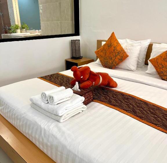 Номер Deluxe Вид на Бассейн, La Villa Khon Kaen