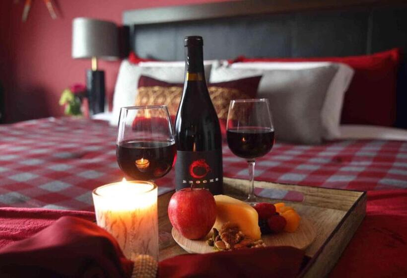 Люкс Deluxe Кровать Кинг, Bella Collina Bed & Breakfast
