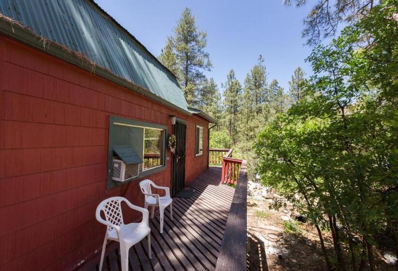 Номер Стандарт, Crown King Cabins Bradshaw